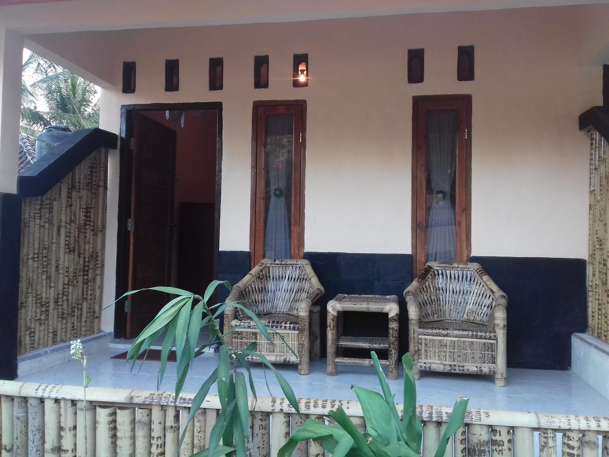 Telage Indah Homestay Kuta  Exterior foto